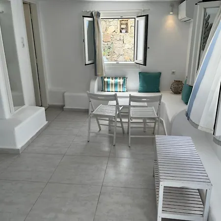 Ξενοδοχείο με διαμερίσματα Margarita 4*